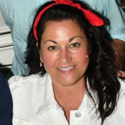 [Photo of Erin Windham]